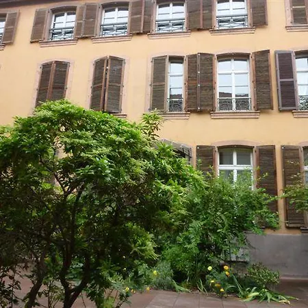 Au Coeur De La Commanderie